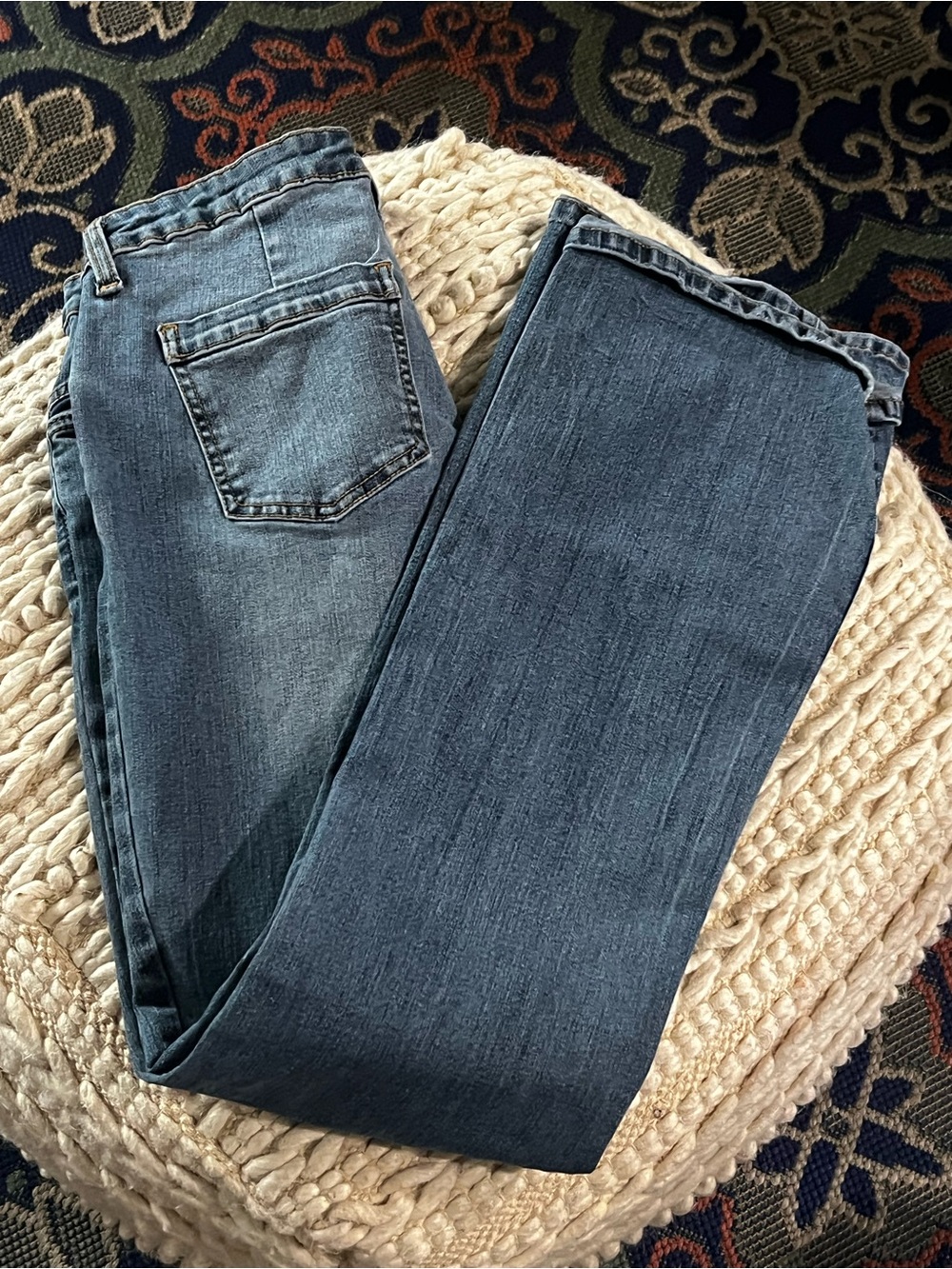 Time and Tru Women's Straight-Leg Jeans in Faded Blue